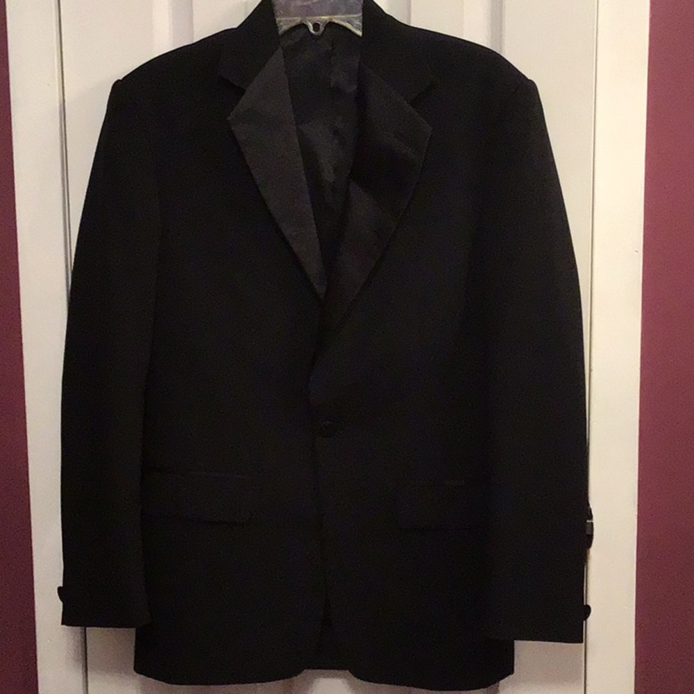 Tuxedo teen boy’s